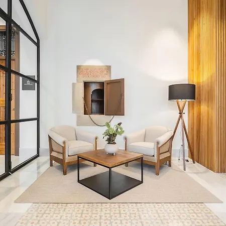 Apartahotel El Monestir Vic