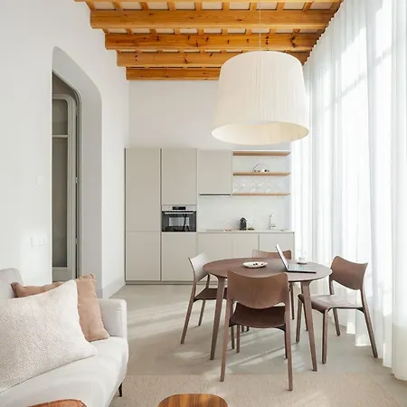Apartahotel El Monestir